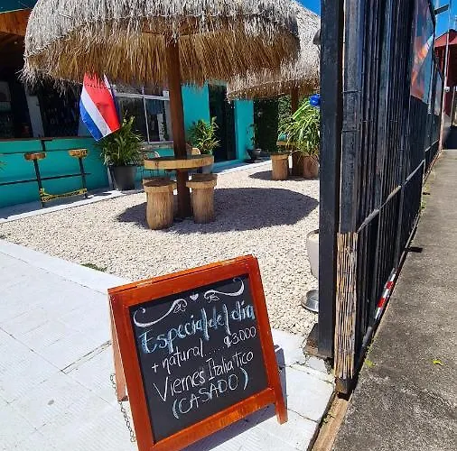 Playa Tila & Restaurant Habitación en casa particular